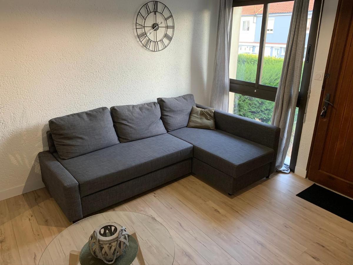 Logement Renove Et Moderne Au Sacre Coeur Шоле Екстериор снимка