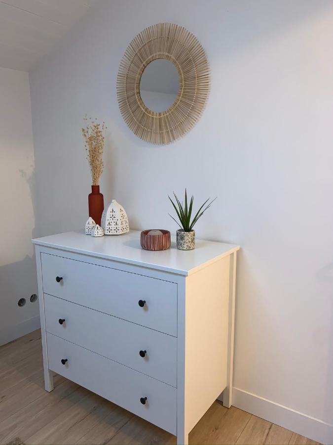 Logement Renove Et Moderne Au Sacre Coeur Шоле Екстериор снимка