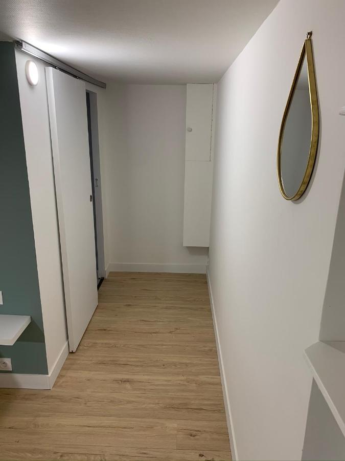 Logement Renove Et Moderne Au Sacre Coeur Шоле Екстериор снимка